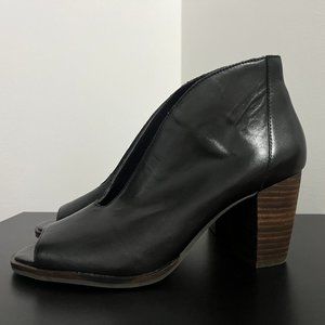 Lucky Brand Women's Joal Pump - Black Leather - Size 6 and 1/2